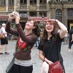 Explorica Students in Paris France